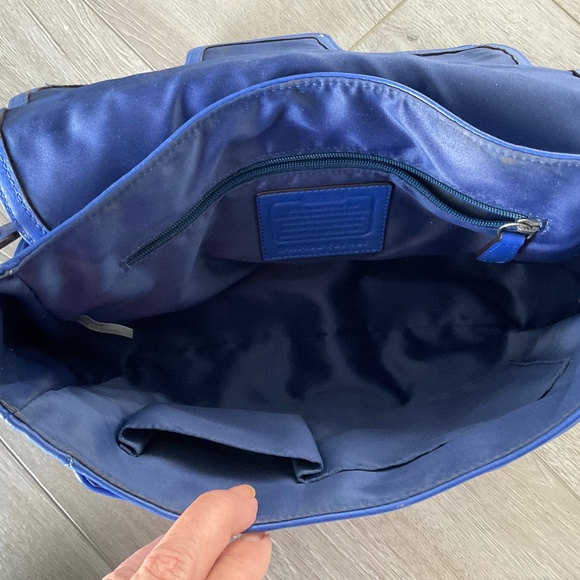 Coach Blue F27481 Shoulder Bag - Picture 5 of 14